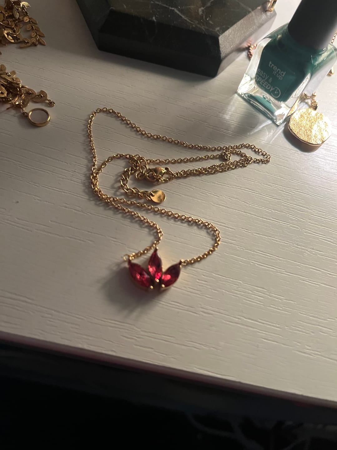 Customer photo review of Lotus Halskette | 18K vergoldet