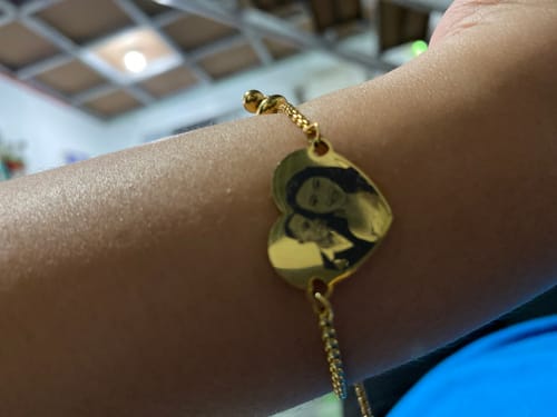 Customer photo review of Printave™ Personalized Heart Bracelet