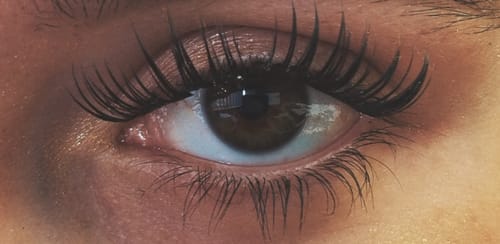 Kundenbewertung mit Foto zu Doll Eye Edition
