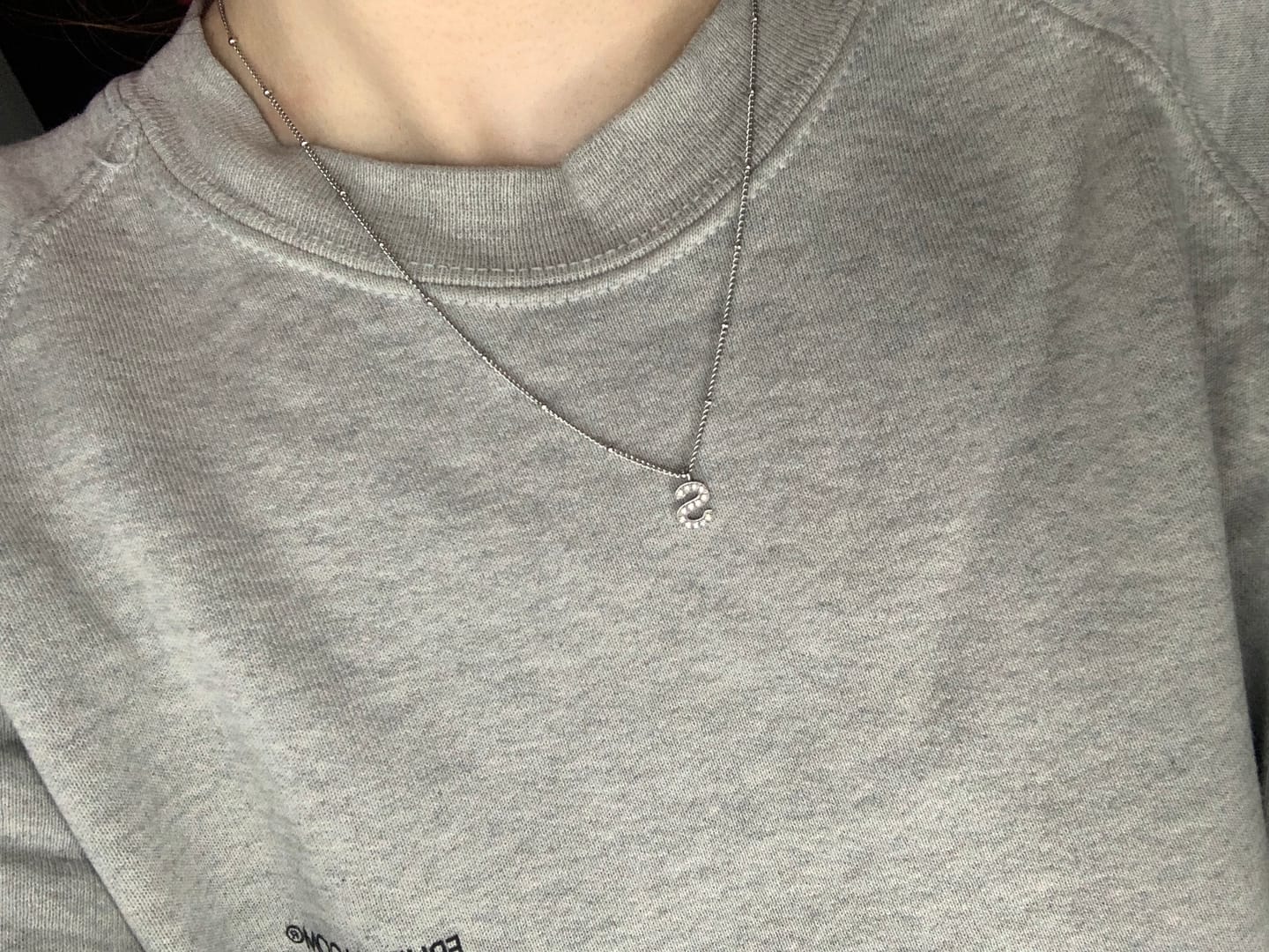 Customer photo review of Dots Letter Halskette | 18K vergoldet