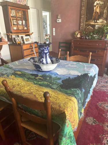 Customer photo review of Van Gogh tablecloth