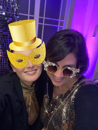 Customer photo review of Rococo floral sunglasses