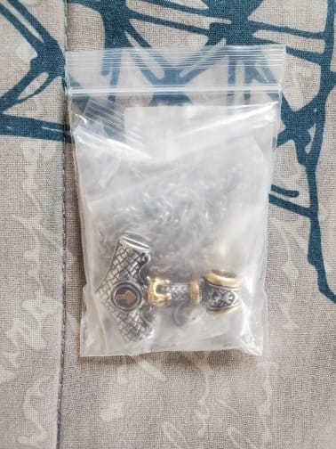 Customer photo review of Valknut Othala Mjölnir - Teiwaz & Algiz Rune Thor's Hammer Amulet