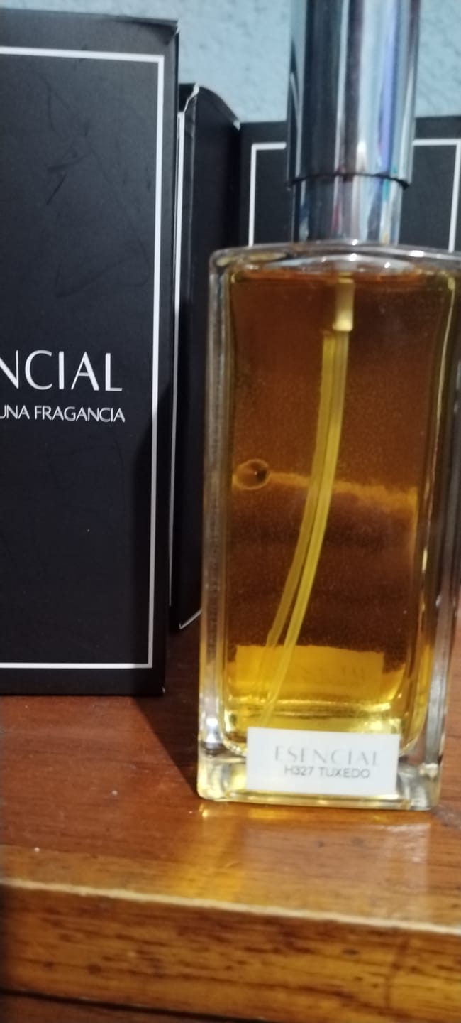 Customer photo review of H327 Inspirado en: Tuxedo - YSL Le Vestiaire Des Parfums