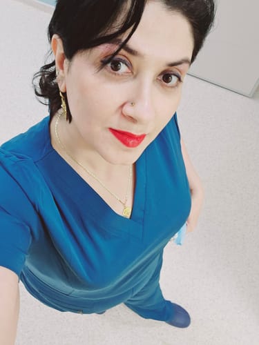 Customer photo review of Adar Pro - Women's Elevated V-neck Scrub Scrub Set P4212-P4100