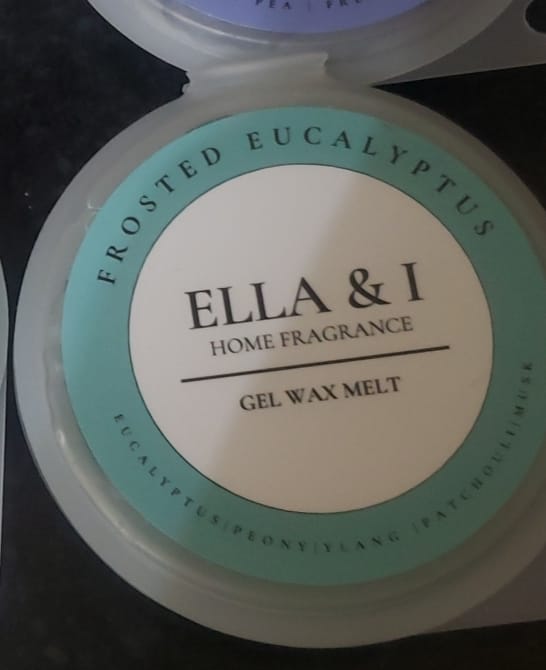 Customer photo review of Frosted Eucalpytus Gel Melt