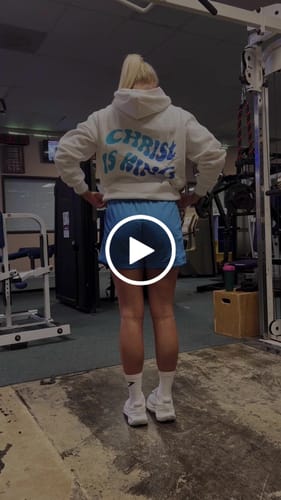 Customer video review of Classic Mesh Shorts - Light Blue