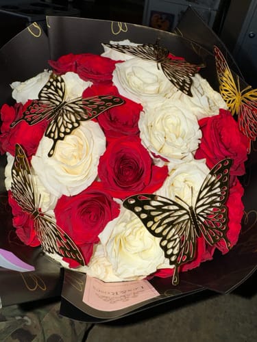 Customer photo review of Red & White Rose Bouquet - Valentines