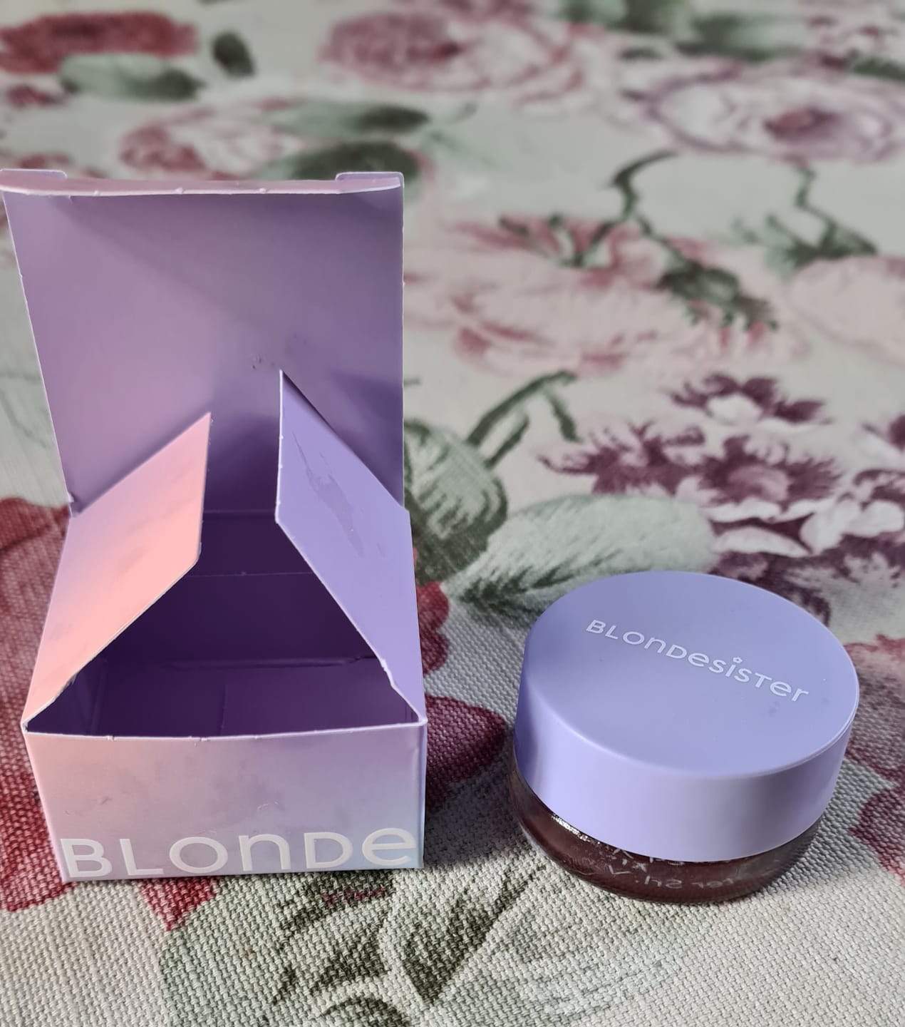 Customer photo review of DAYLICIOUS - GENTLE LIP SCRUB