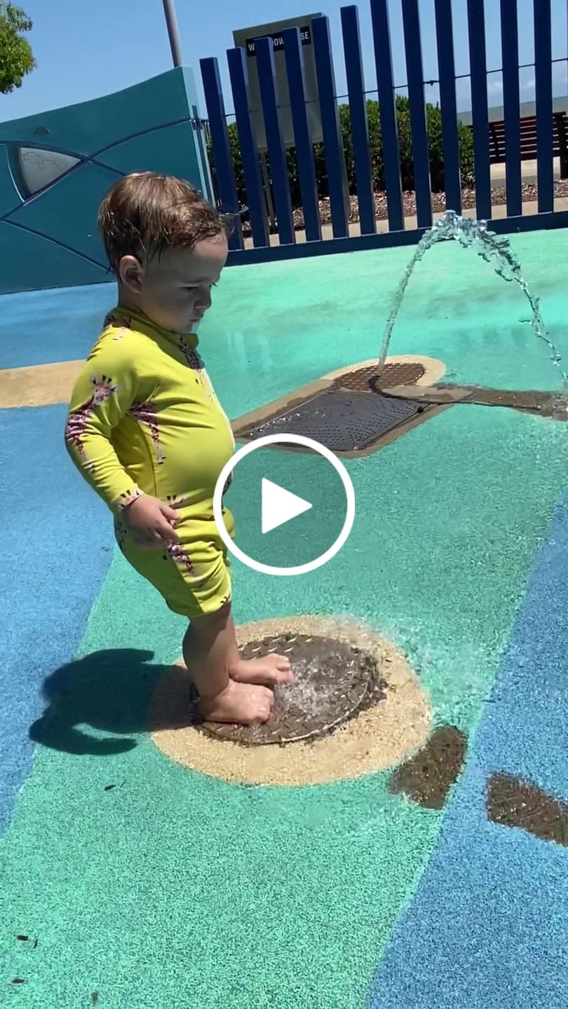 Customer video review of Yellow Giraffe Kids' Rash Top