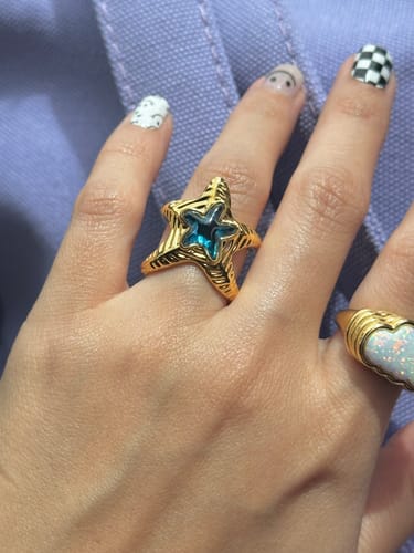 Customer photo review of Starfish Gold Ring