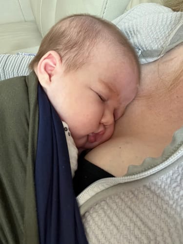 Customer photo review of Mama's Bonding Comforter