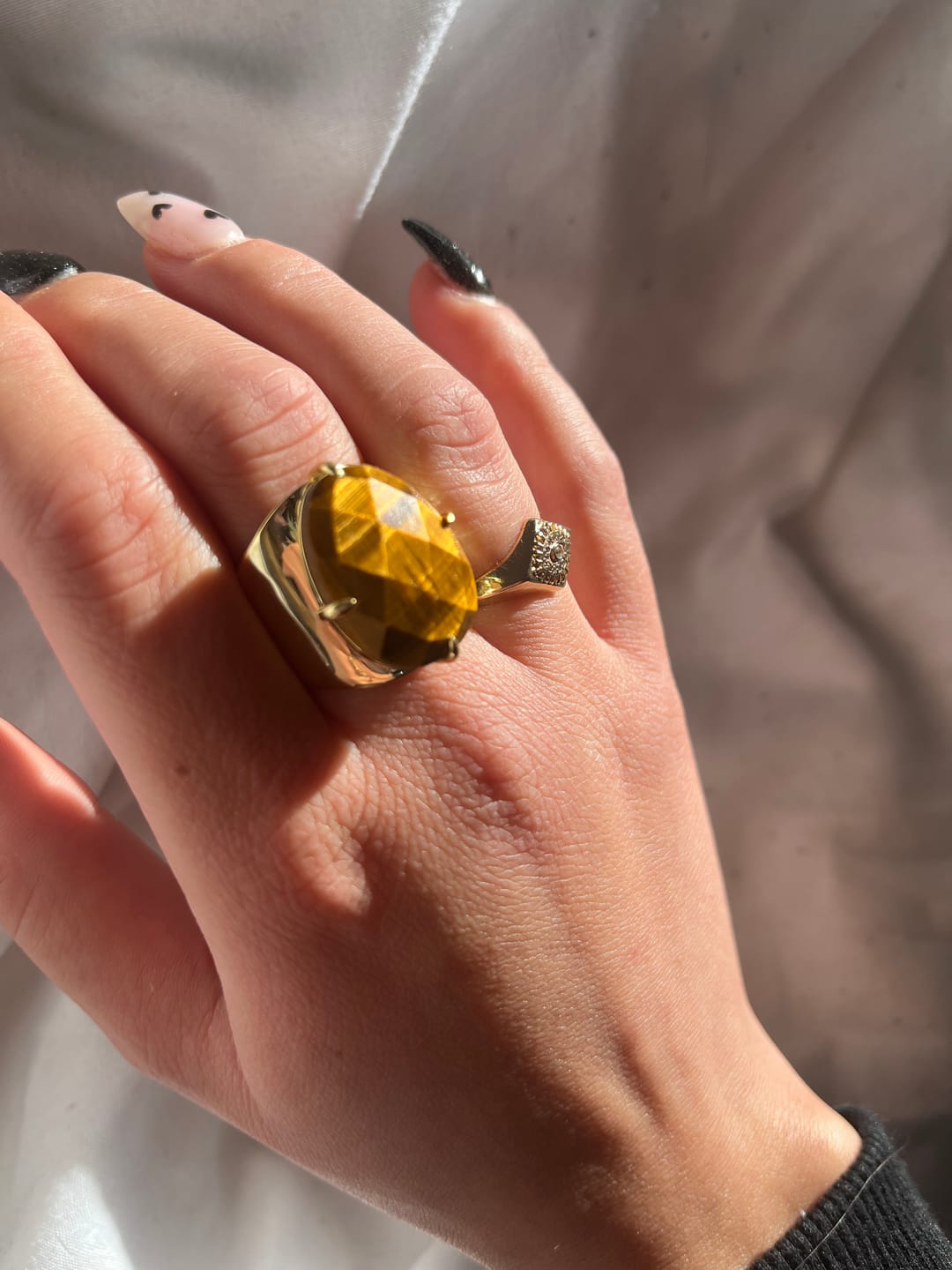 Customer photo review of Bague Oeil de Tigre Femme