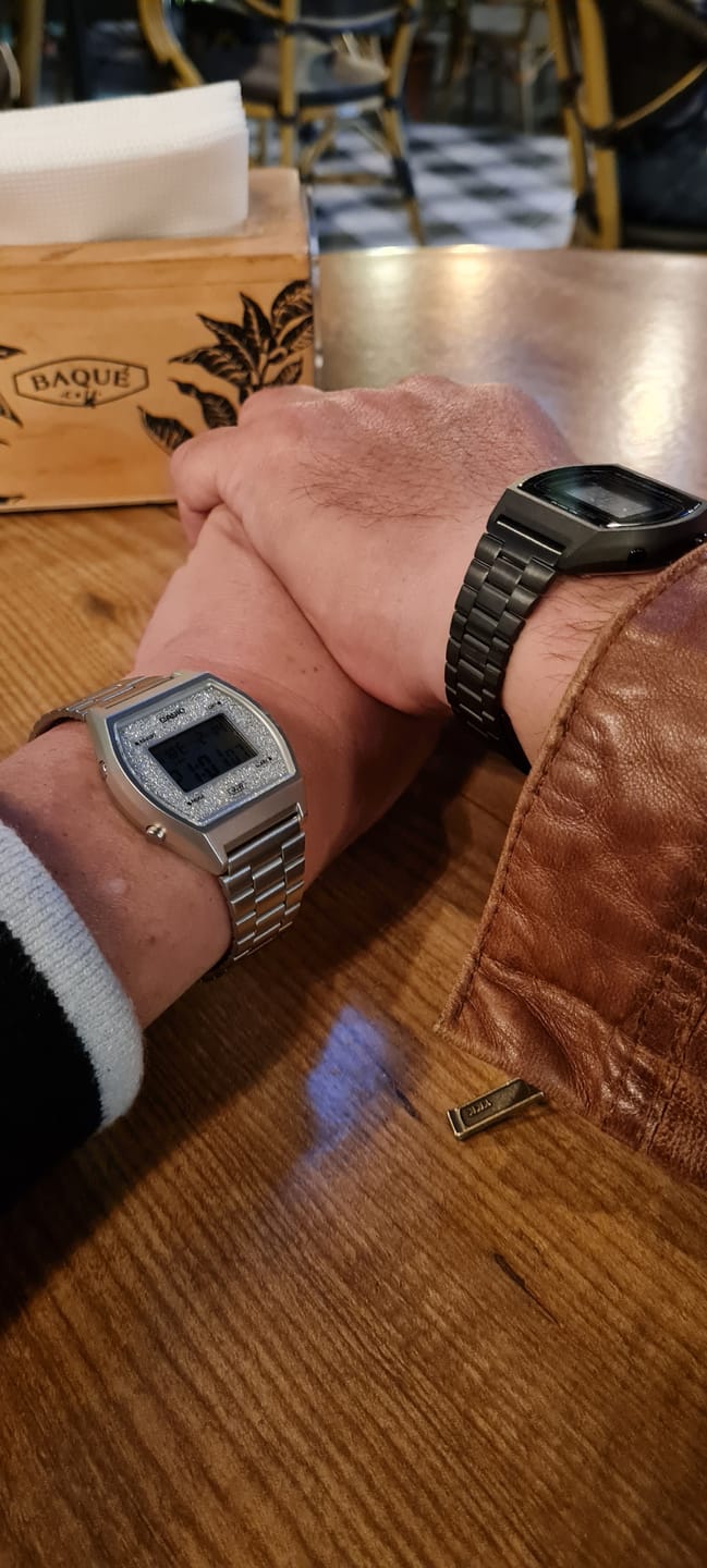 Customer photo review of Reloj Casio Vintage B640WB-1ADF Digital Metálico Negro