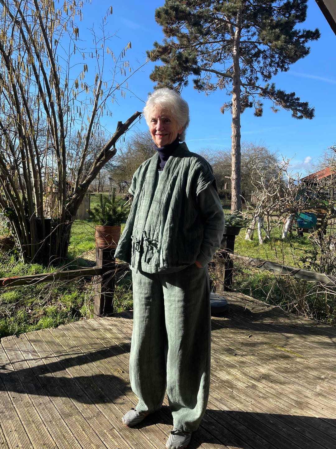 Customer photo review of Women Vintage Winter Tie-dye Fleece-lined Harem Pants
