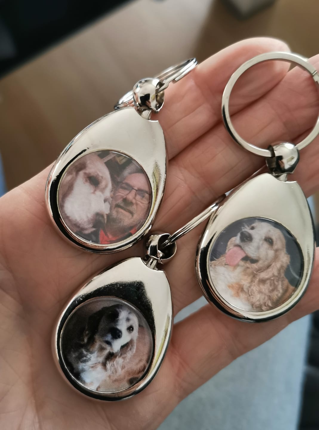 Customer photo review of Schlüsselanhänger-Bundle Tropfen 3x dein Foto für nur 19,90 €
