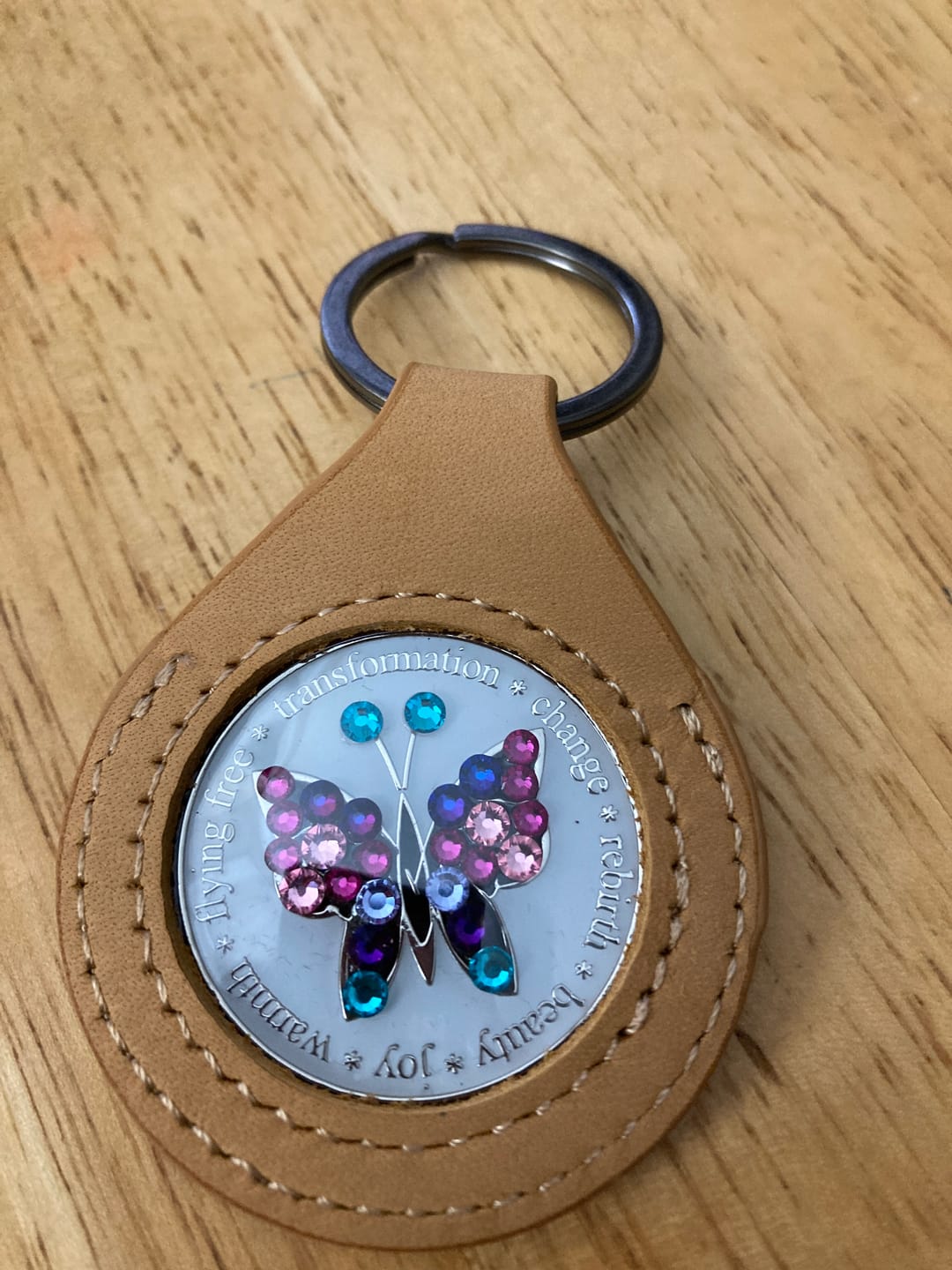 Customer photo review of 40mm AA Medallion Velvet Box - Specialty Chip/Coin/Token Holder