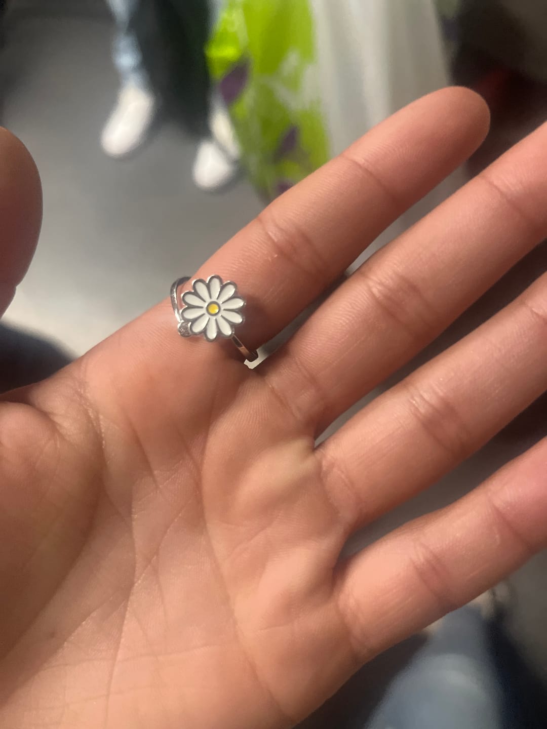 Customer photo review of Bague d'Anxiété Ajustable - DAISY