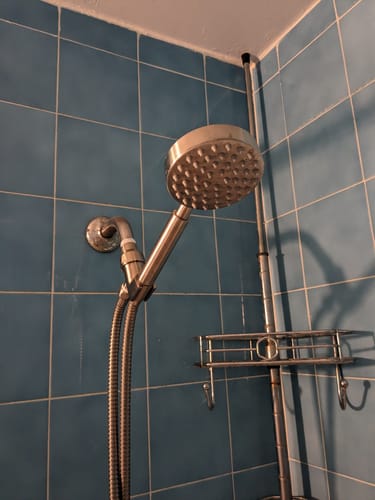 Customer photo review of 1-Spray Handheld Shower Head Set