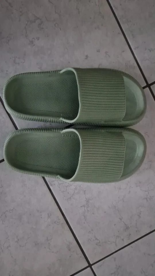 Customer photo review of The Snuggi Sandals