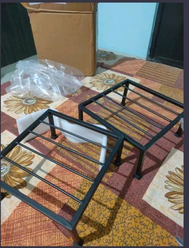 Customer photo review of Metal Heavy Sturdy Flower Pot stand ( Set of 2 ) Black