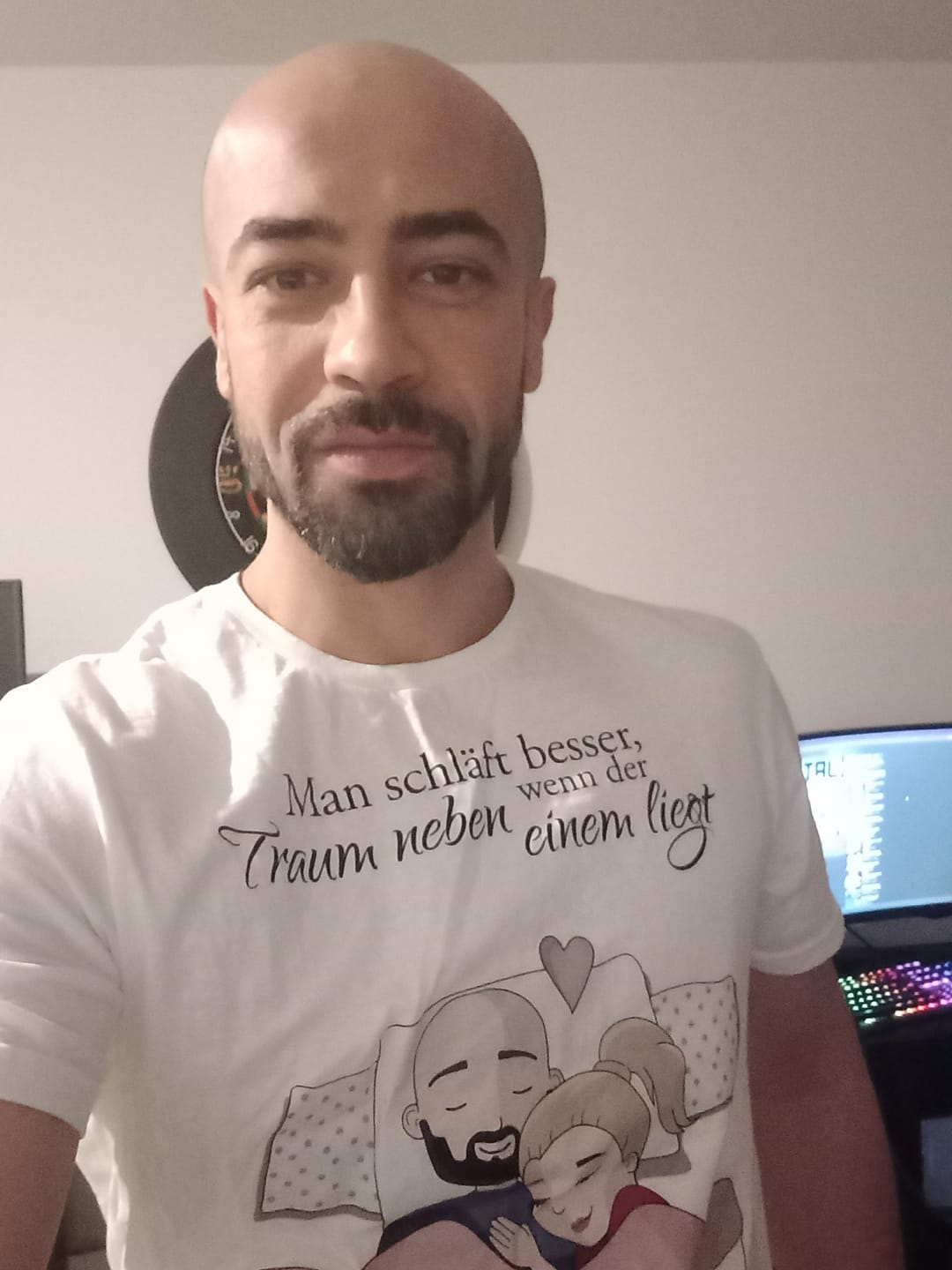Customer photo review of Schlafmützen - Personalisiertes T-Shirt