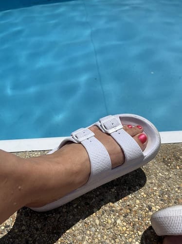 Customer photo review of The Snuggi Sandals
