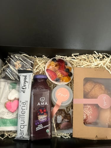 Customer photo review of Box Ama