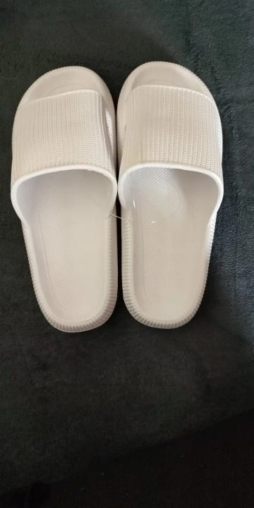 Customer photo review of The Snuggi Sandals