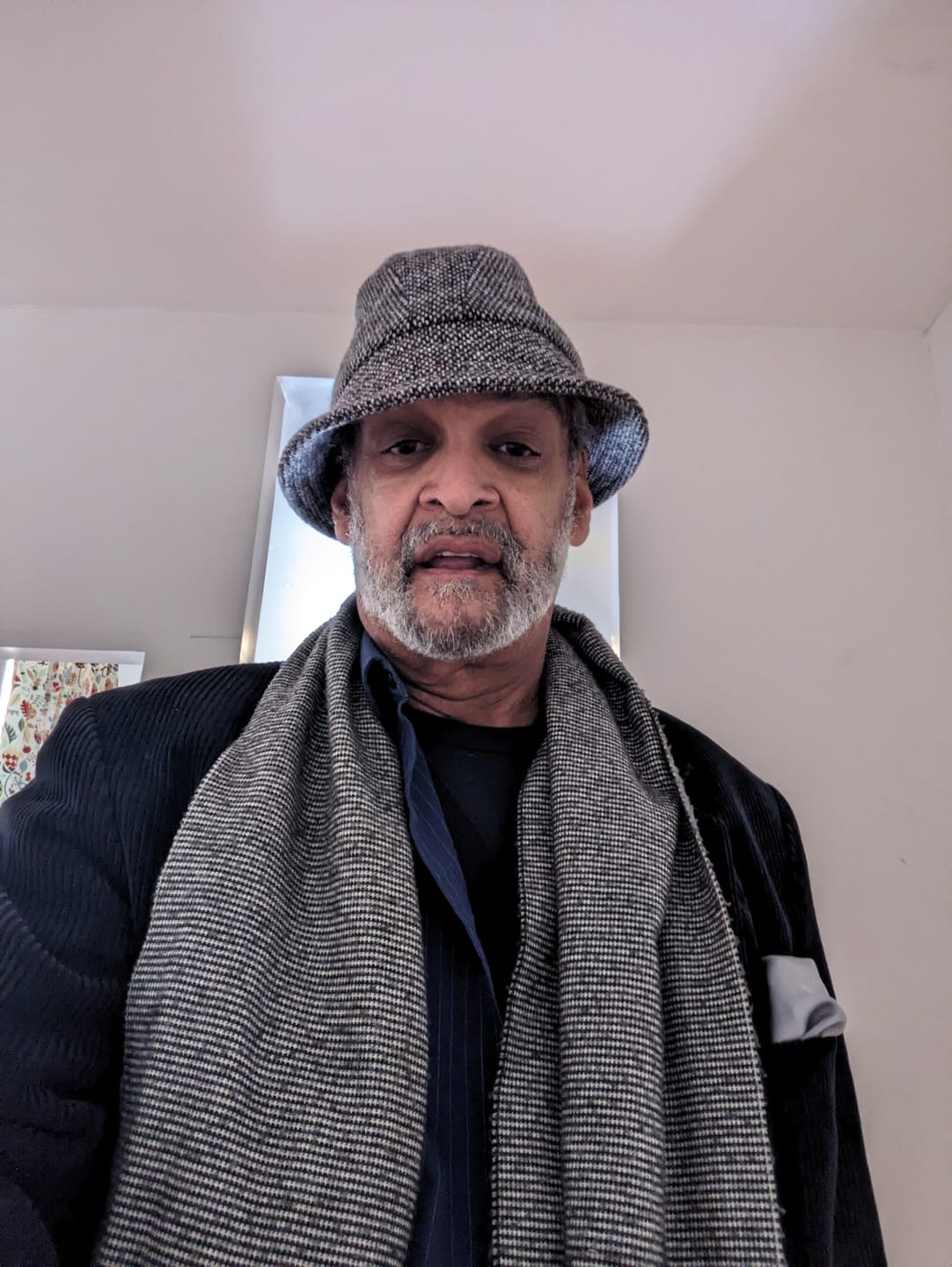Customer photo review of Eske Travel Hat Tweed
