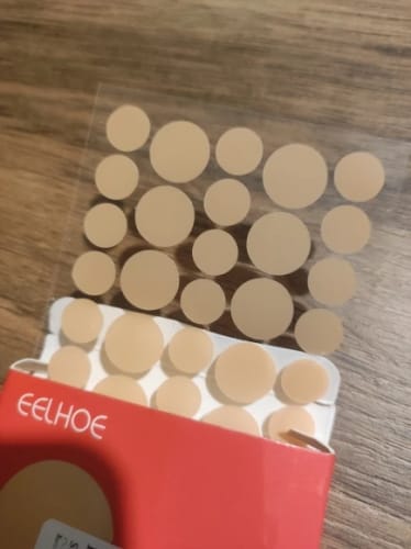 Customer photo review of Patchs anti boutons et acné