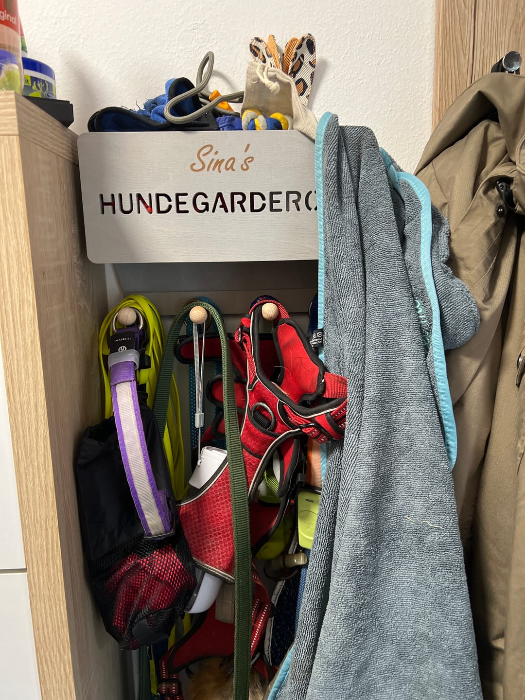 Customer photo review of PERSONALISIERUNG: Hundegarderobe Classic