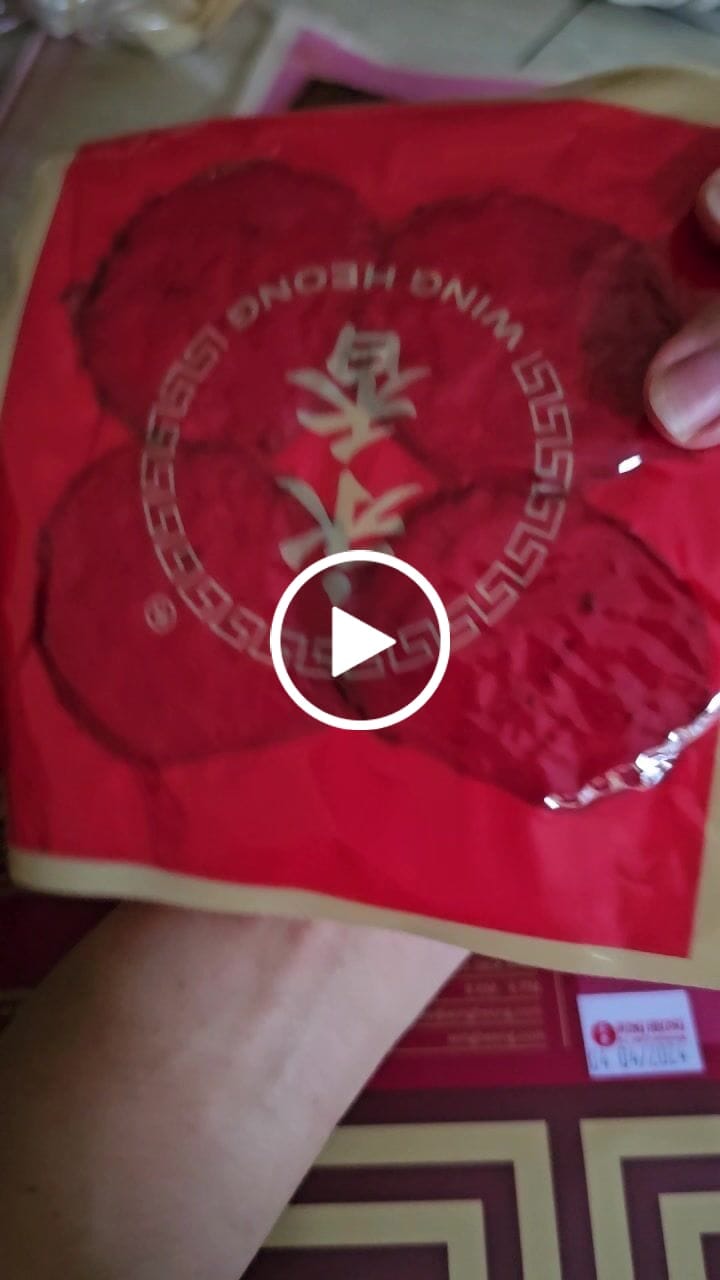 Customer video review of BBQ Dollar Meat (Coin) Pork Dried Meat Bakkwa