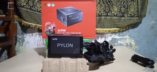 Customer photo review of Fuente de Poder XPG PYLON 750W ATX Certificado 80 Plus Bronze / 100-240V