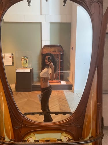 Customer photo review of LOW RISERS (BROWN DENIM)