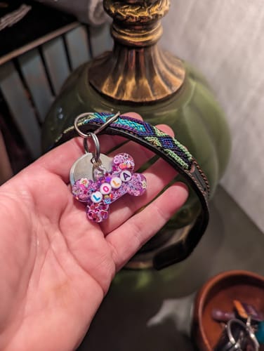 Customer photo review of I'd like to add a phone number!