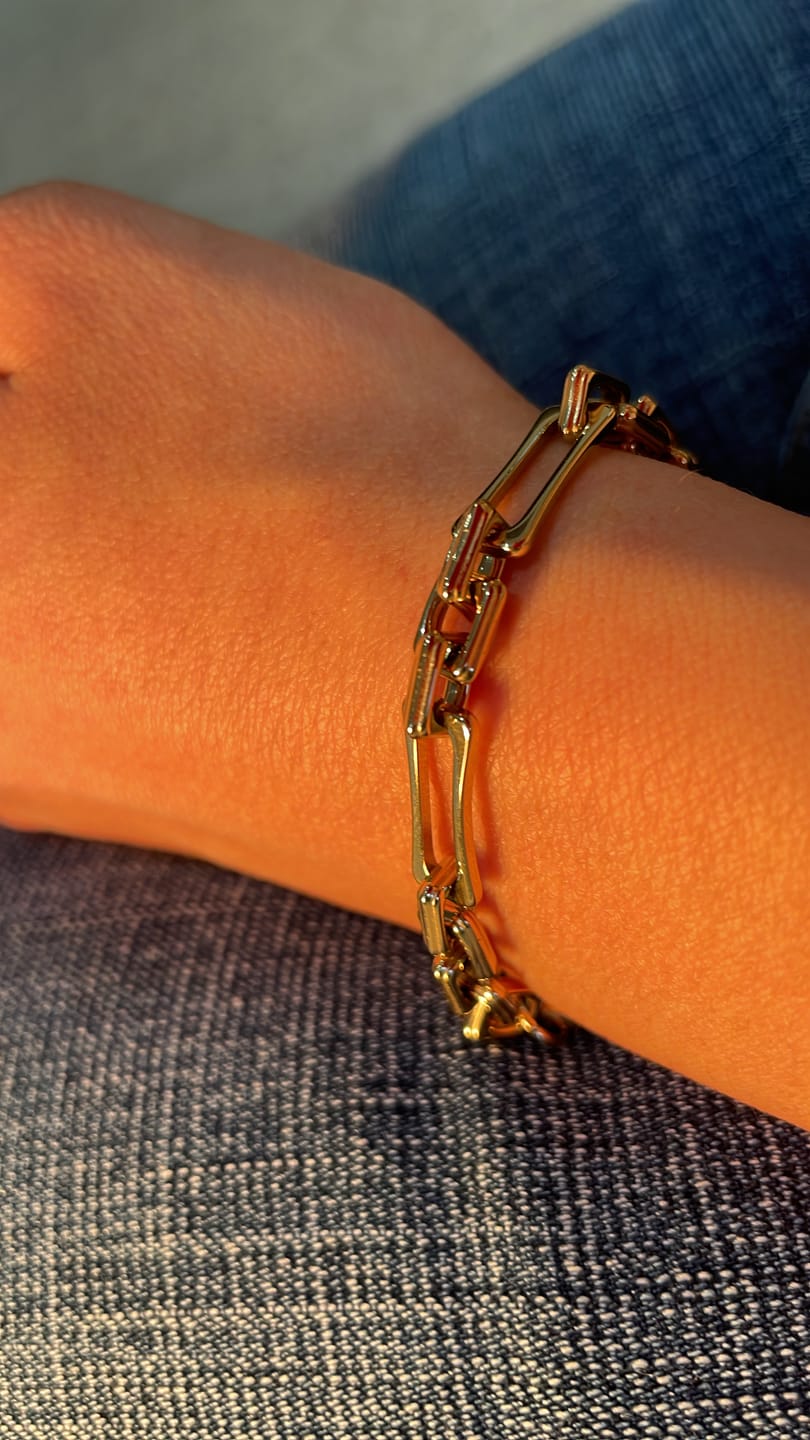 Customer photo review of The Lovers Chain Bracelet