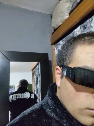 Customer photo review of Vencae™ JACKET - BLACK ENERGY