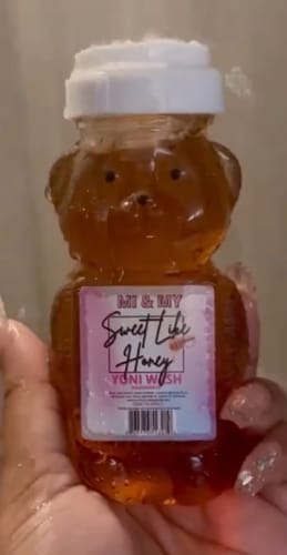Customer photo review of Sweet Like Honey Yoni Wash