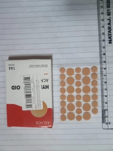 Customer photo review of Patchs anti boutons et acné