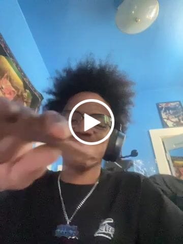 Customer video review of LooseLeaf OG Tee - Black