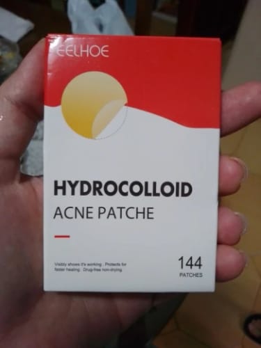 Customer photo review of Patchs anti boutons et acné