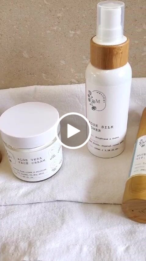Customer video review of Cleopatra Beauty Set (Dry Skin)