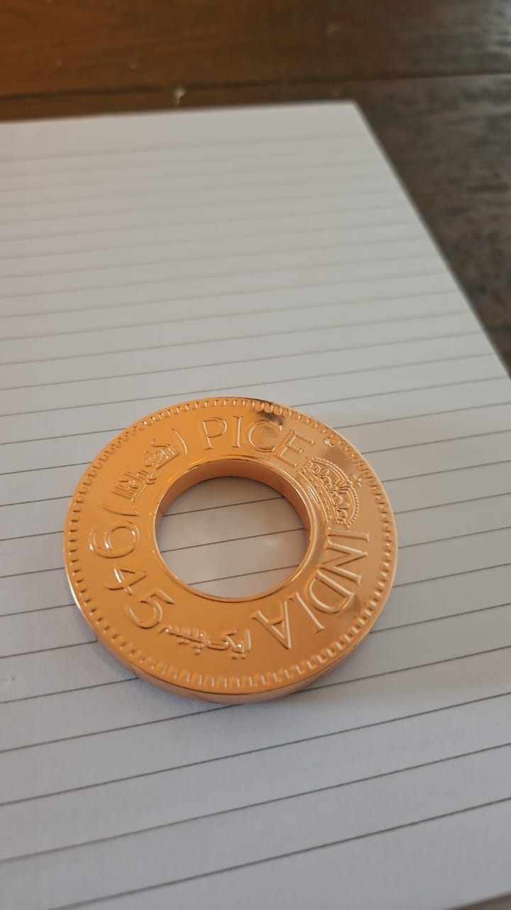 Customer photo review of Paperweight - One Pice