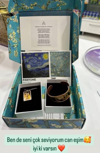 Customer photo review of Gustav Klimt The Kiss Tasarım Bilezik