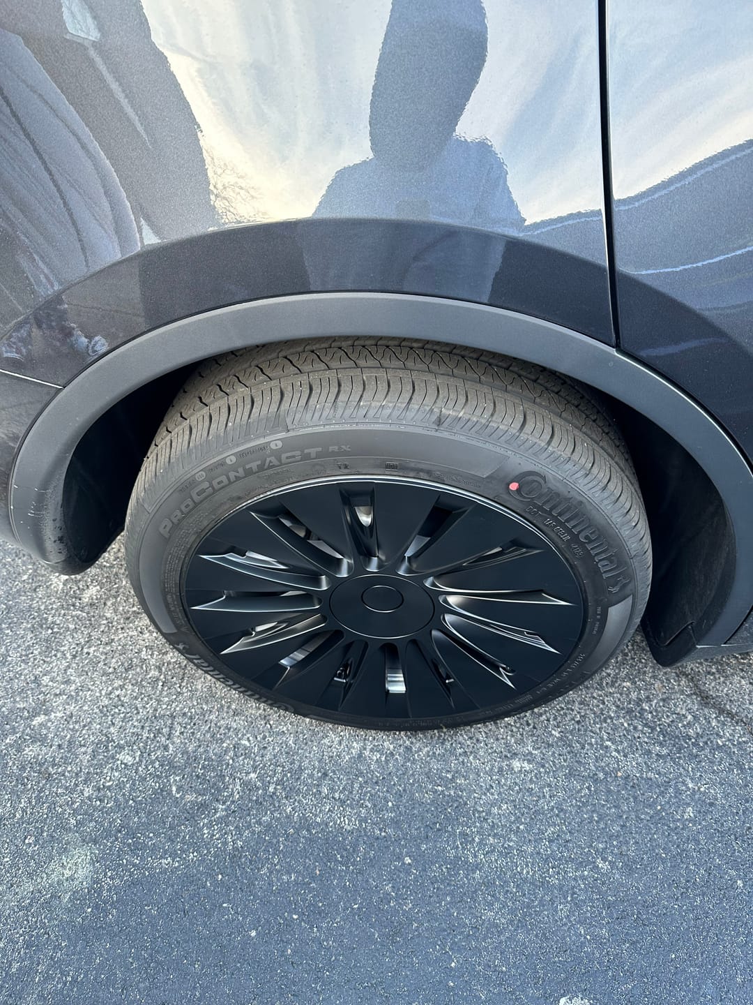 Customer photo review of TESPLUS 19'' Blade Style Wheel Cover for Model Y