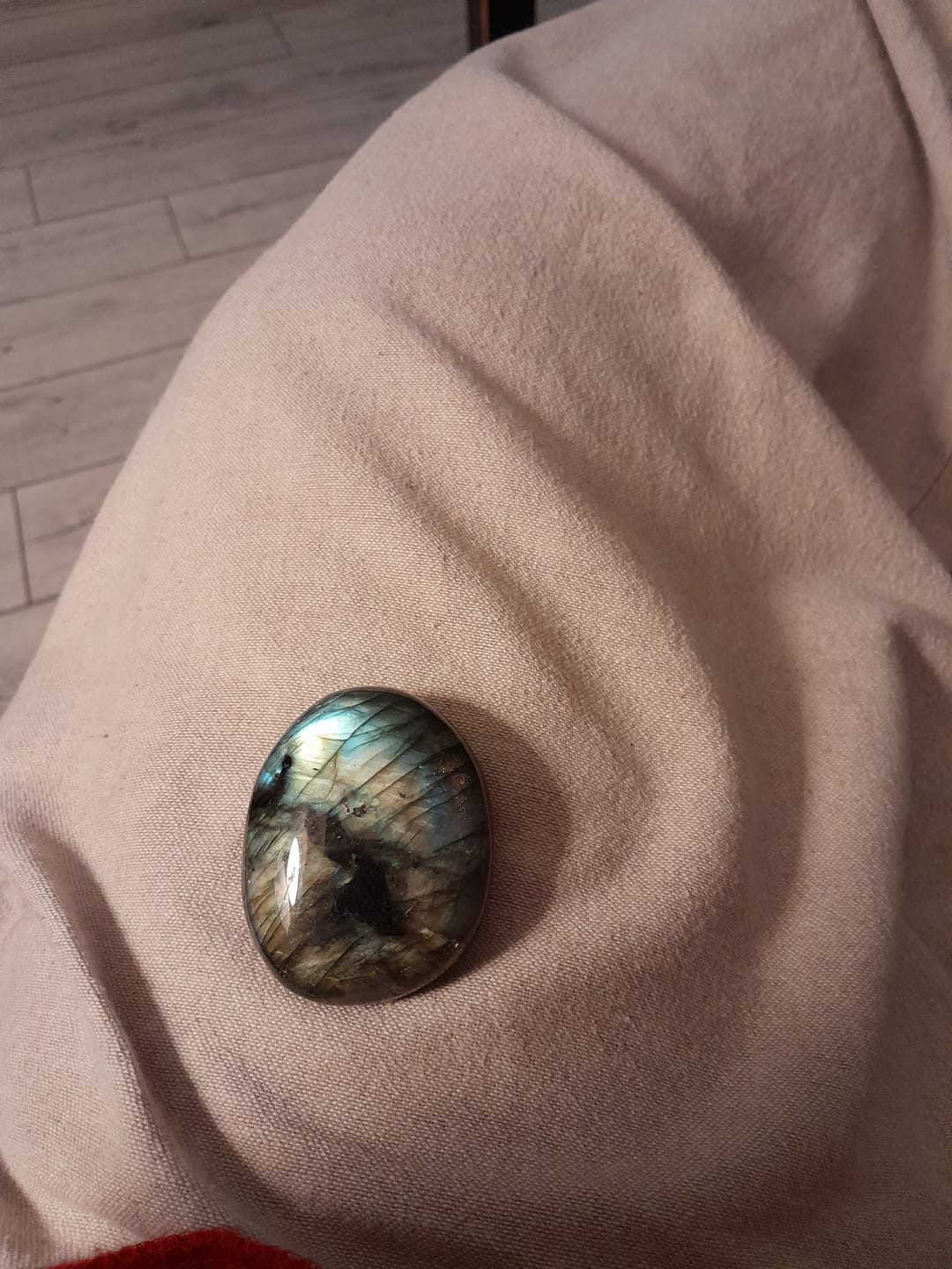 Customer photo review of Galet en Labradorite de Madagascar