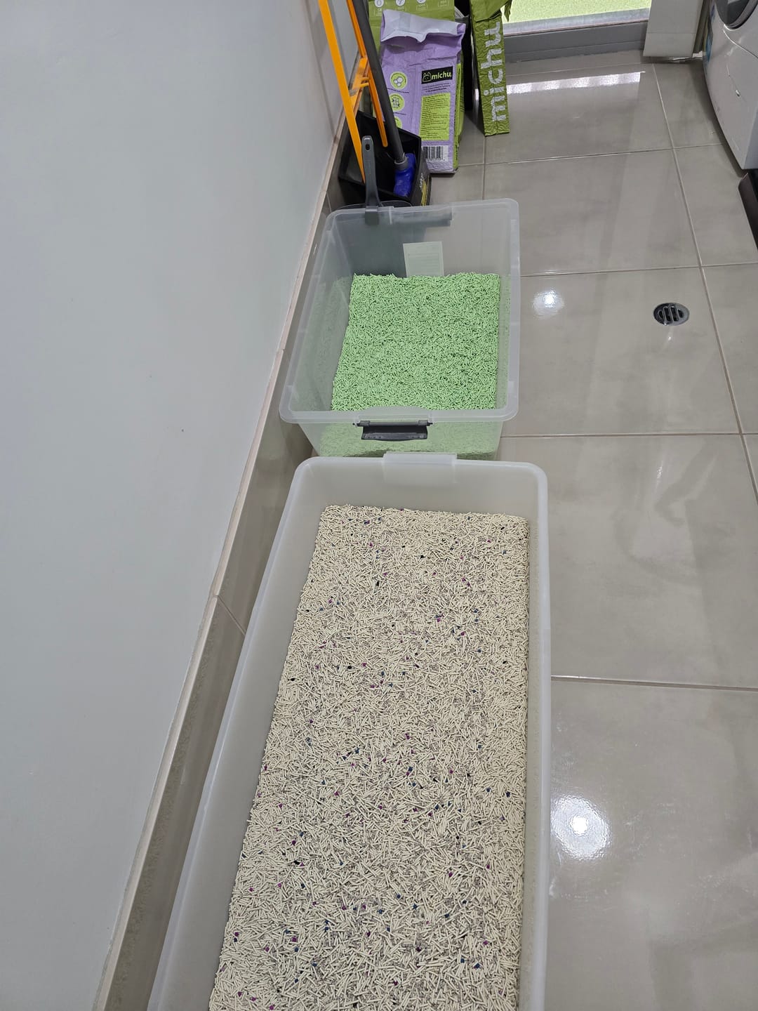 Customer photo review of Michu Premium Mixed Tofu Cat Litter Pro Gen2 6L- Superb in Flushable, Eco-Friendly & Odour-Control