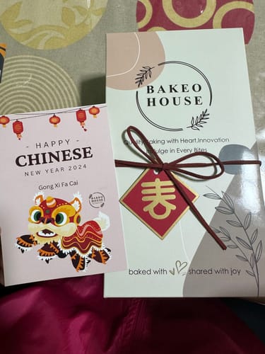 Customer photo review of Handcrafted Butter Cookies Gift Box - 18 Pcs