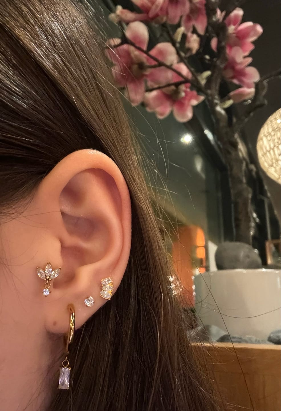 Customer photo review of Cataleya 2 Piercing | 18K vergoldet